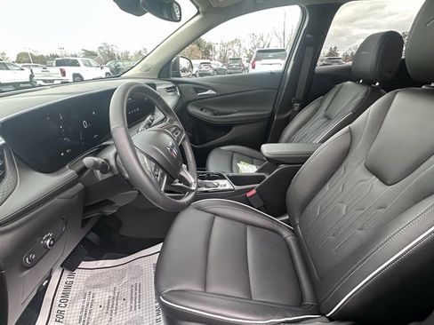 Certified 2024 Buick Encore GX Avenir w/ Avenir Convenience Package image 13