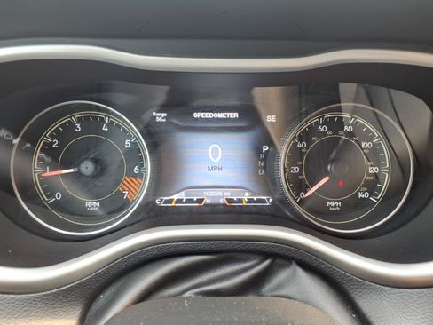 Used 2014 Jeep Cherokee Trailhawk w/ Technology Group AWD/4WD image 25