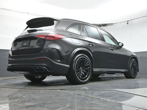 Used 2024 Mercedes-Benz GLC 43 AMG GLC 43 AMG image 39