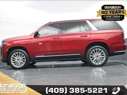 Used 2023 Cadillac Escalade Premium Luxury image 16