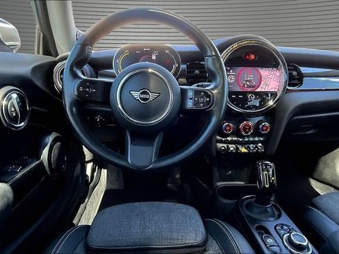 Used 2022 MINI Cooper SE FWD image 8