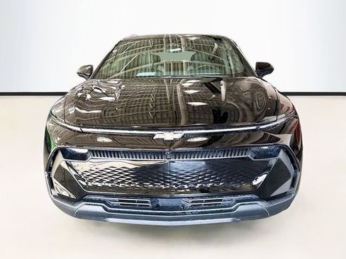 New 2026 Chevrolet Equinox EV LT image 4