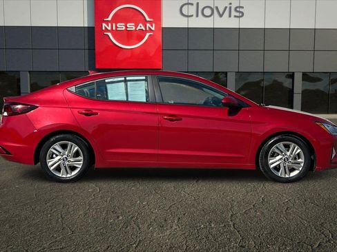 Used 2019 Hyundai Elantra SEL image 9