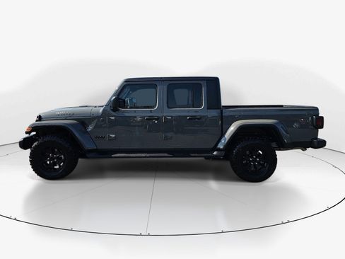 Used 2023 Jeep Gladiator Willys image 6