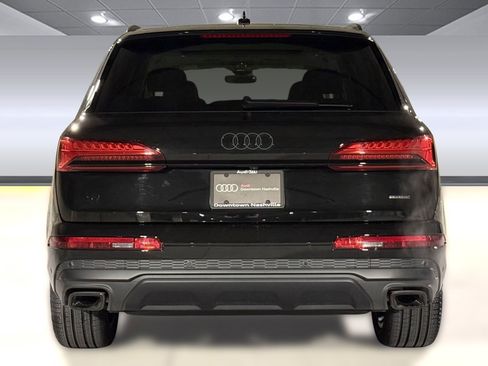 Certified 2025 Audi Q7 2.0T Premium w/ Convenience Plus Package image 10