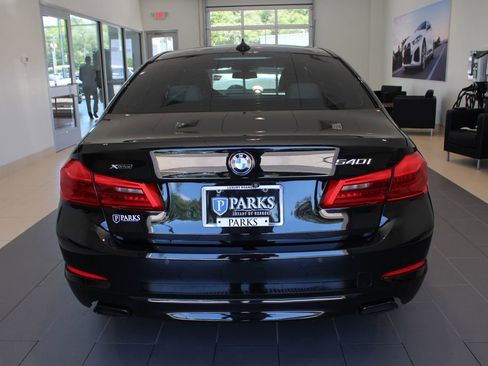 Used 2019 BMW 540i xDrive AWD/4WD image 28
