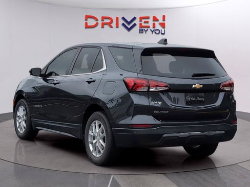 Used 2022 Chevrolet Equinox LT FWD image 3