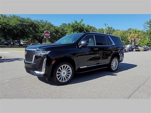 Used 2024 Cadillac Escalade Premium Luxury image 35