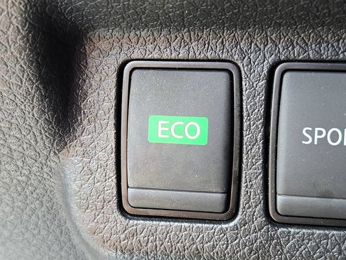 Used 2017 Nissan Sentra S FWD image 23
