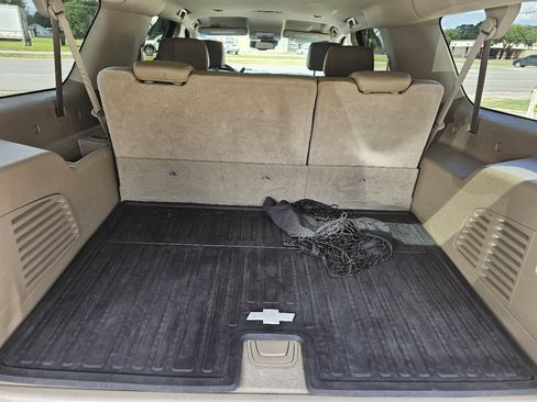 Used 2016 Chevrolet Suburban LT w/ Texas Edition Package image 18