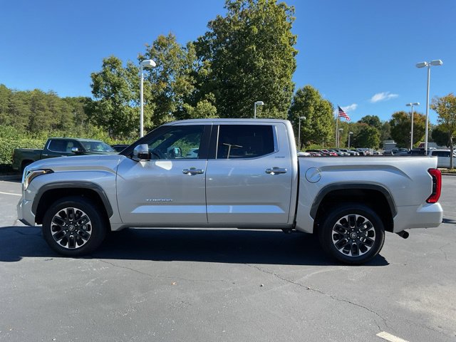 Used 2026 Toyota Tundra Limited AWD/4WD image 12