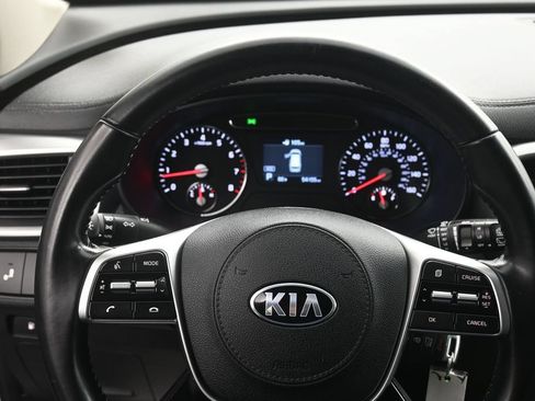 Used 2019 Kia Sorento FWD w/ LX Convenience Package image 9