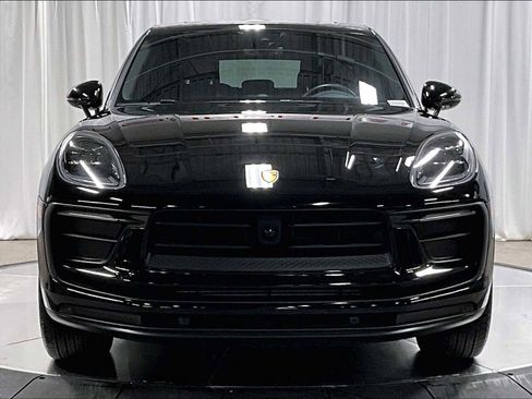 Used 2024 Porsche Macan image 13