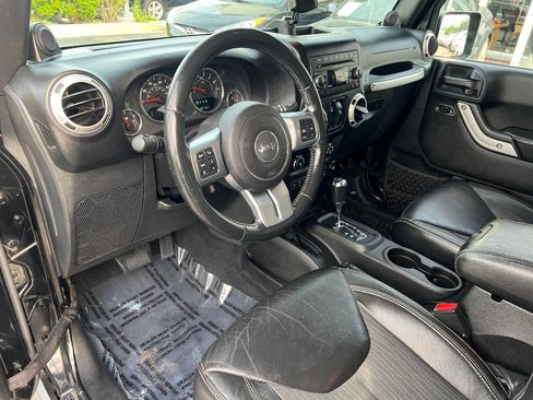 Used 2014 Jeep Wrangler Unlimited Sport AWD/4WD image 18