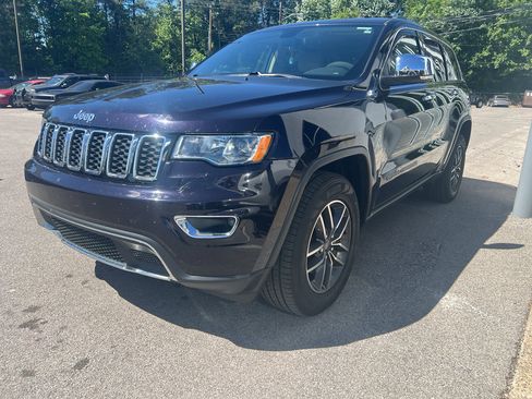 Used 2019 Jeep Grand Cherokee Limited AWD/4WD image 2