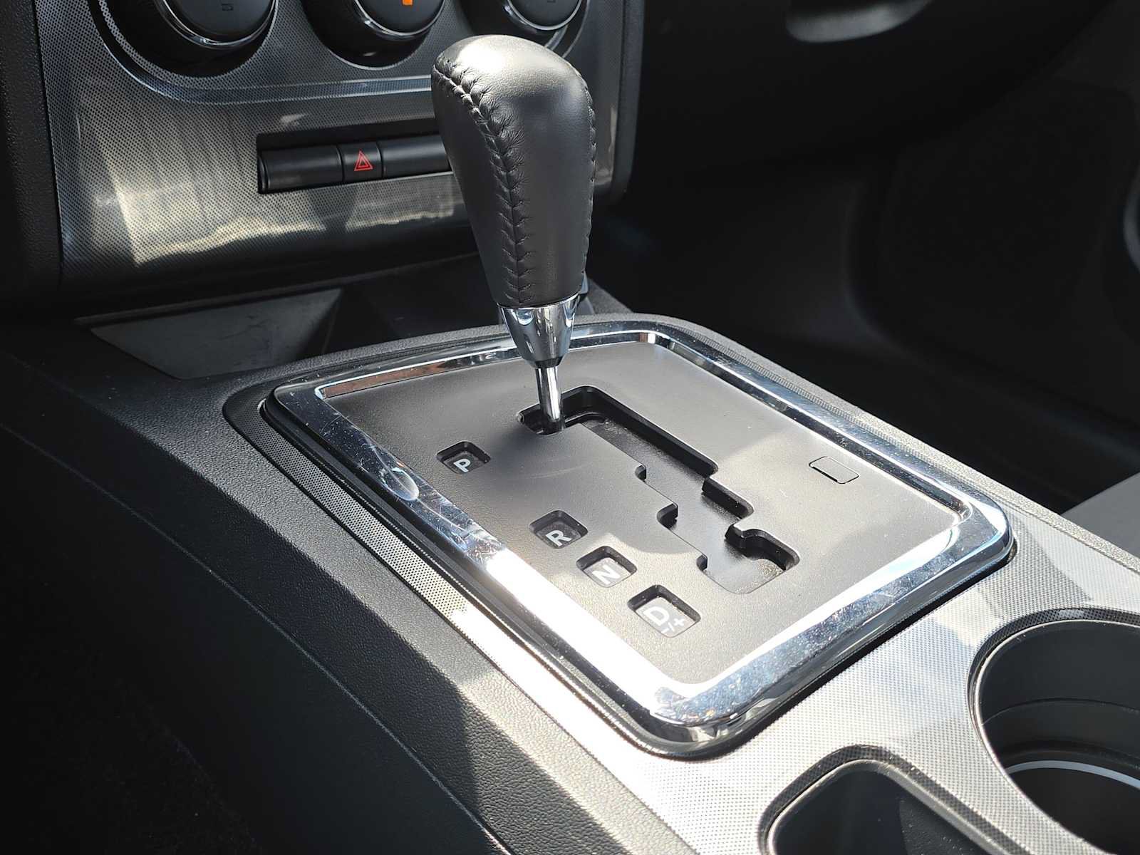 Used 2010 Dodge Challenger R/T RWD image 32