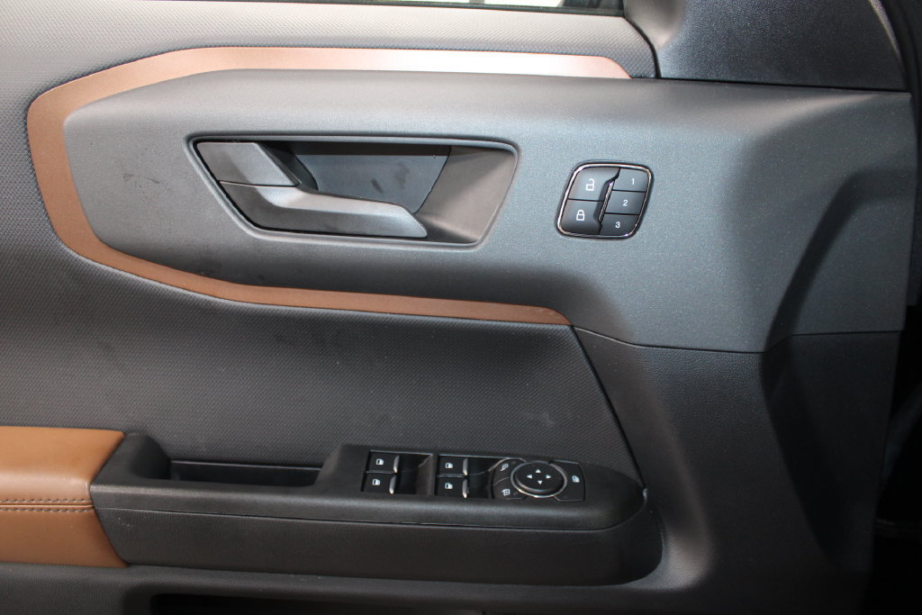 Used 2024 Ford Bronco Sport Badlands w/ Premium Package AWD/4WD image 40