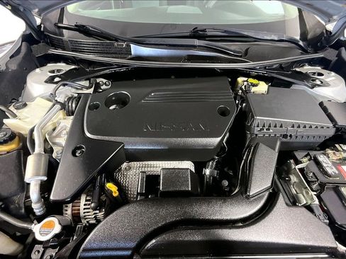 Used 2016 Nissan Altima 2.5 S w/ Power Driver Seat Package FWD image 9