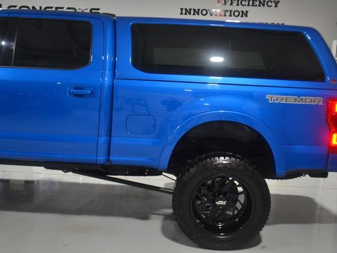 Used 2020 Ford F250 Lariat image 6