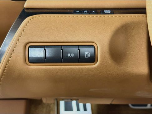 Used 2021 Lexus LC 500 Convertible w/ Touring Package RWD image 10