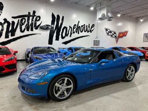Used 2010 Chevrolet Corvette Coupe w/ Preferred Equipment Group image 26