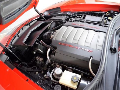 Used 2014 Chevrolet Corvette Stingray Z51 w/ 3LT Preferred Equipment Group image 23