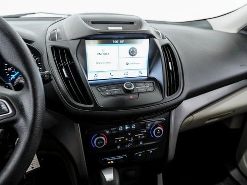 Used 2017 Ford Escape SE w/ Equipment Group 201A AWD/4WD image 22