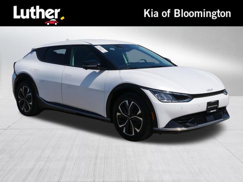 Certified 2024 Kia EV6 Wind w/ Wind Technology Package AWD/4WD image 1