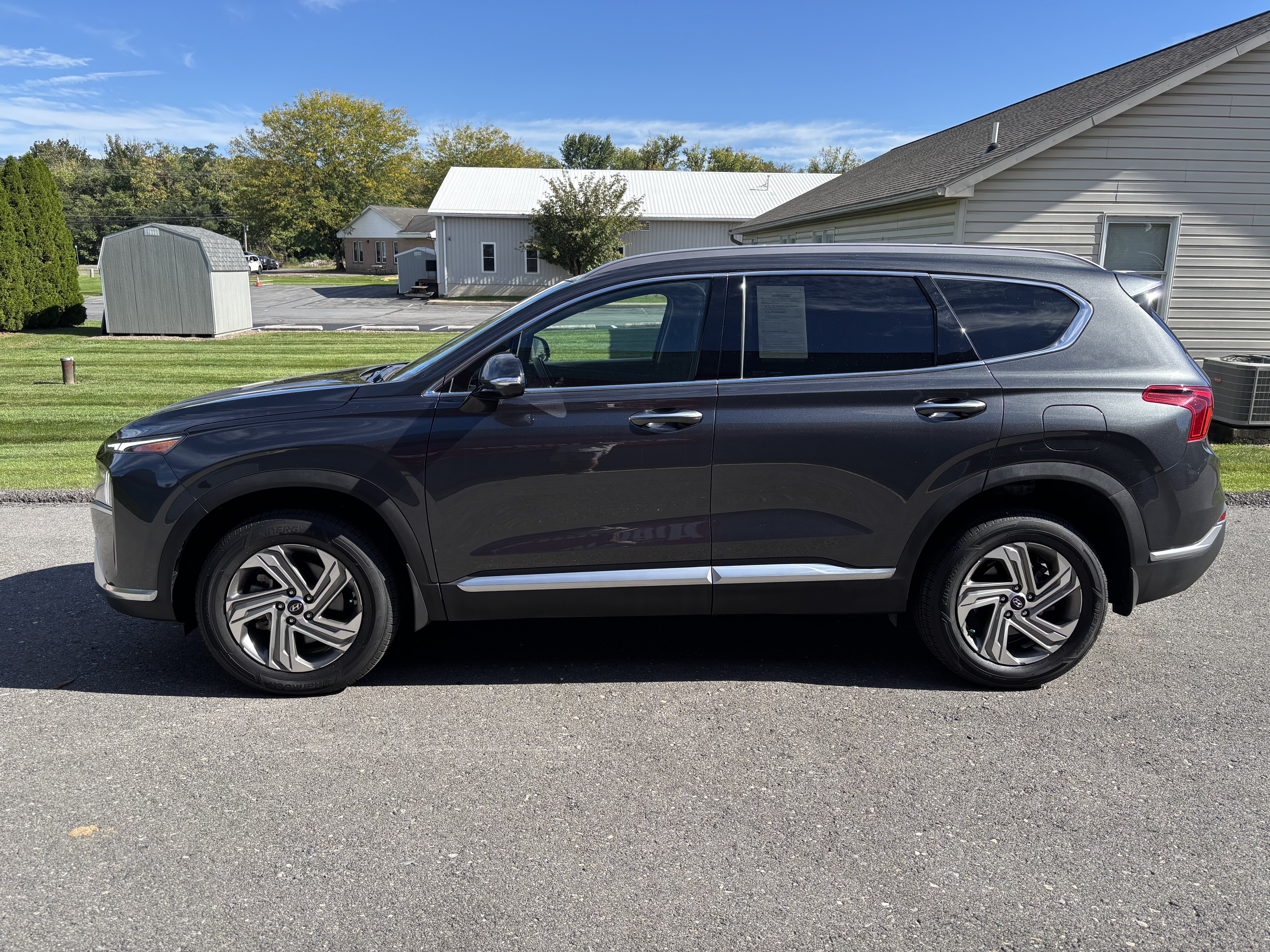 Used 2023 Hyundai Santa Fe SEL w/ Premium Package AWD/4WD image 7