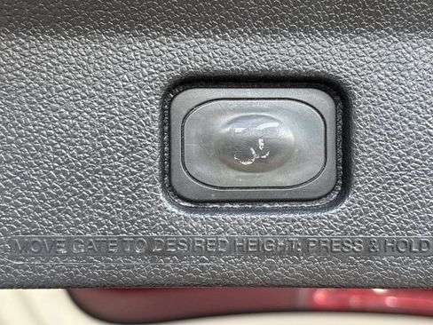 Used 2016 Ford Explorer Platinum AWD/4WD image 10