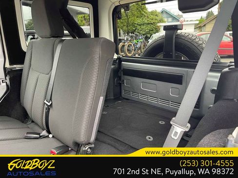 Used 2014 Jeep Wrangler Unlimited Sport AWD/4WD image 21