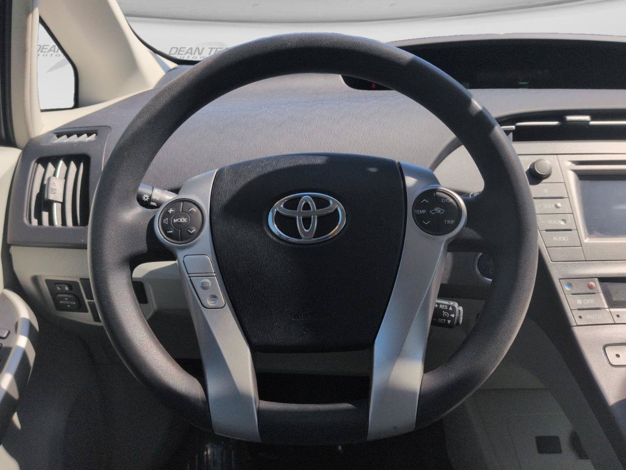 Used 2015 Toyota Prius Two FWD image 17