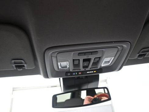 Used 2024 GMC Sierra 1500 SLT w/ SLT Premium Plus Package image 12