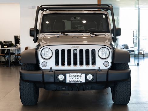 Used 2017 Jeep Wrangler Unlimited Sport w/ Quick Order Package 24S AWD/4WD image 2