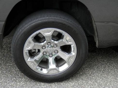 Used 2022 RAM 1500 Big Horn AWD/4WD image 11