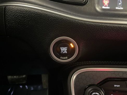 Used 2015 Dodge Challenger SXT Plus RWD image 11