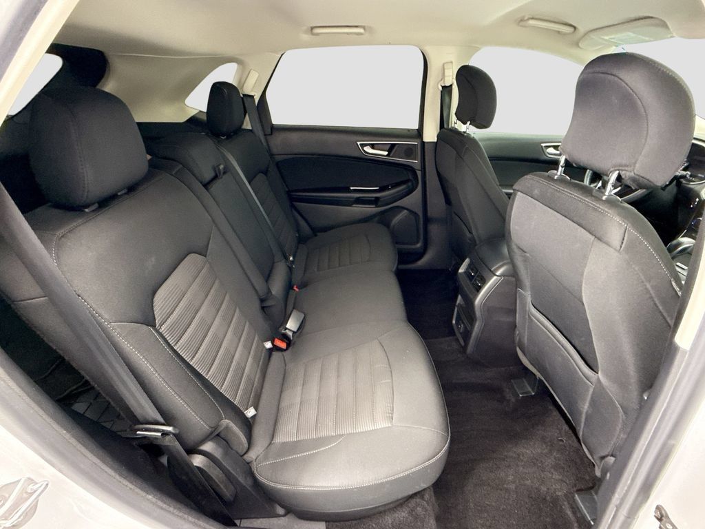 Used 2016 Ford Edge SEL FWD image 20