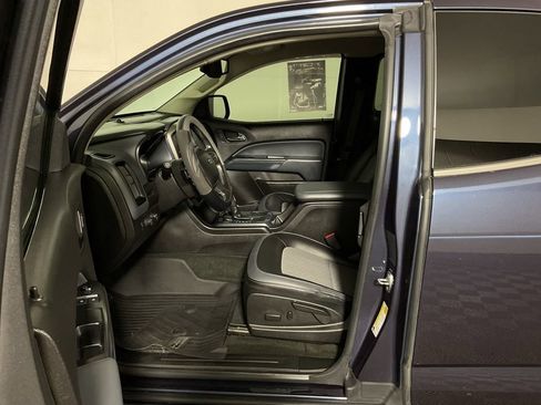 Used 2018 Chevrolet Colorado Z71 w/ Centennial Edition image 18