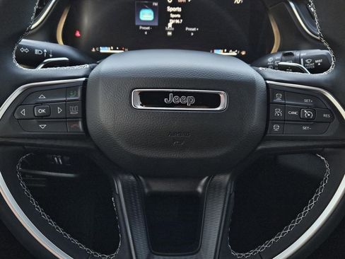 New 2026 Jeep Grand Cherokee L Laredo image 26