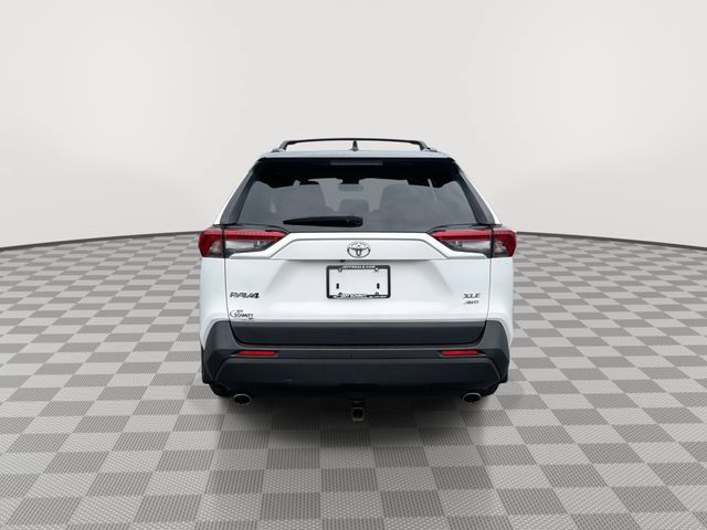 Used 2019 Toyota RAV4 XLE w/ Convenience Package AWD/4WD image 9