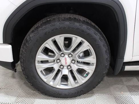 Used 2023 GMC Sierra 1500 Denali w/ Technology Package image 43