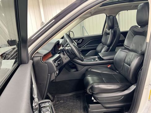 Used 2022 Lincoln Aviator Reserve w/ Equipment Group 201A image 21