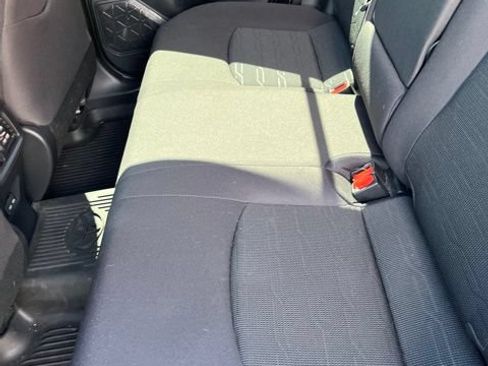 Used 2023 Toyota RAV4 SE w/ Convenience Package AWD/4WD image 10
