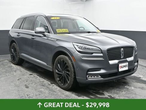 Used 2021 Lincoln Aviator Reserve w/ Equipment Group 208A AWD/4WD image 2