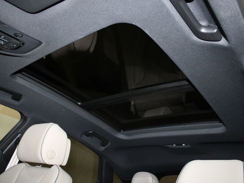 Certified 2025 Audi Q5 2.0T Premium image 5