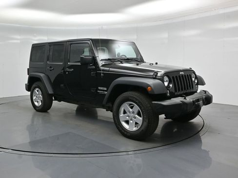 Used 2018 Jeep Wrangler Unlimited Sport S image 18