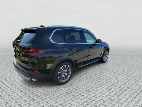 Certified 2024 BMW X5 xDrive40i w/ Premium Package AWD/4WD image 8