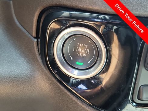 Used 2026 GMC Sierra 1500 SLT RWD image 10