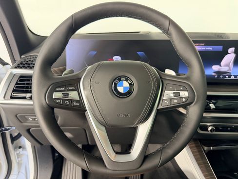 New 2026 BMW X5 xDrive40i w/ Climate Comfort Package AWD/4WD image 11