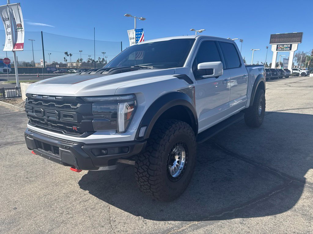 Used 2025 Ford F150 Raptor w/ Equipment Group 803A Raptor R AWD/4WD image 4